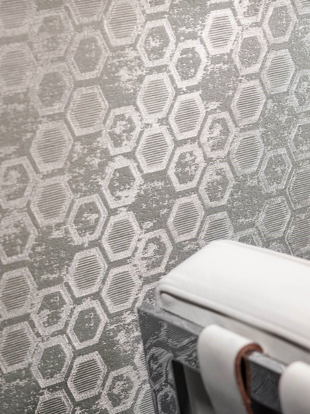 Vescom Hexagon Wallcovering